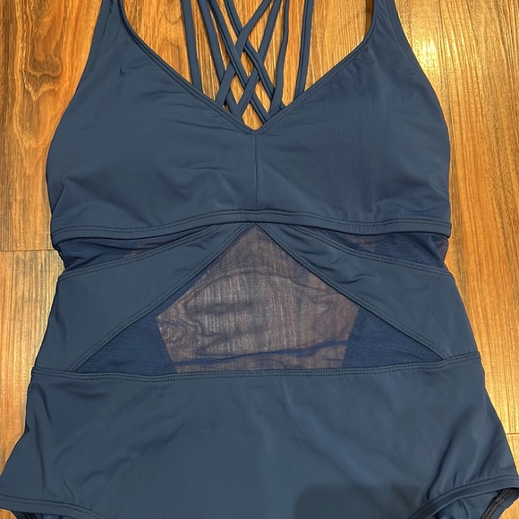 Bleu Rod Beattie Don’t Mesh Wit Me One Piece - Picture 5 of 11